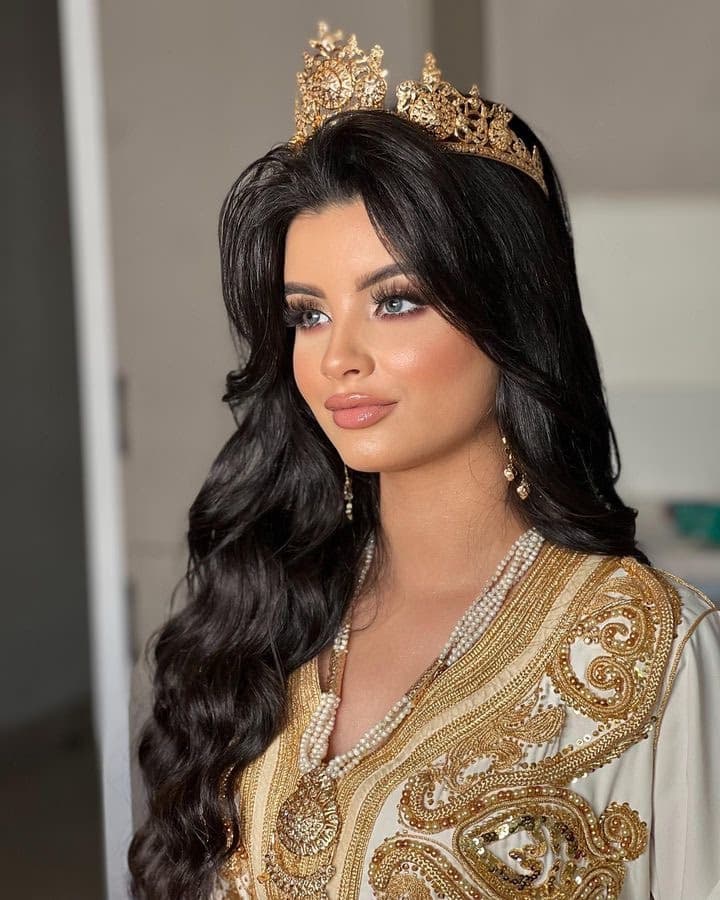 Moroccan bride in Sharjah with dramatic kohl-lined eyes traditional North African bridal makeup and bold rich finish by Elani Artistry
